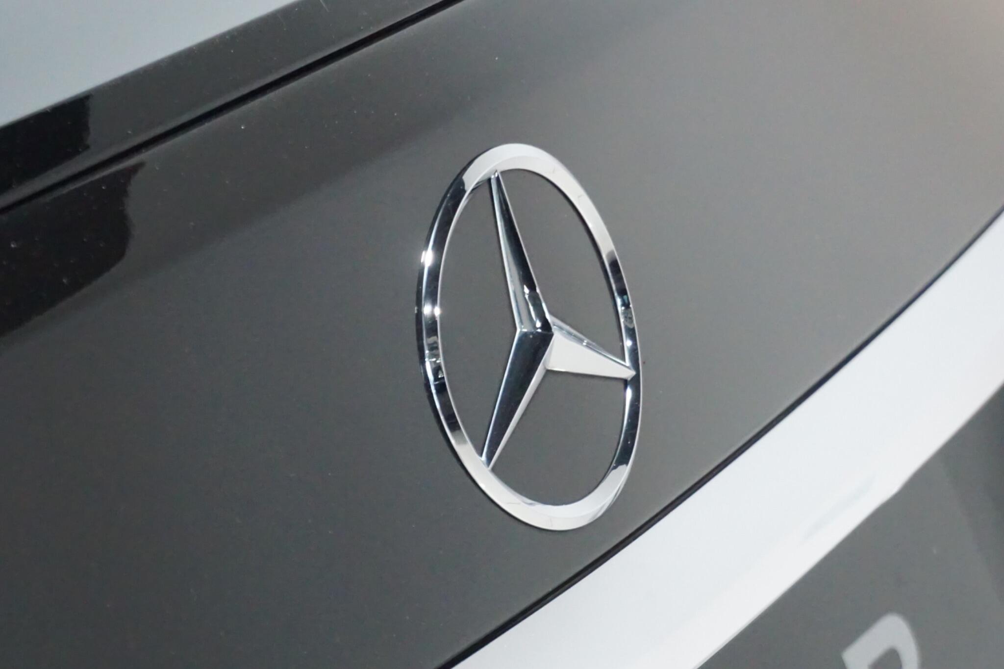 Mercedes-Benz C Class 2.0 C220d AMG Line Night Edition (Premium) Saloon 4dr Diesel G-Tronic+ Euro 6 (s/s) (194 ps)